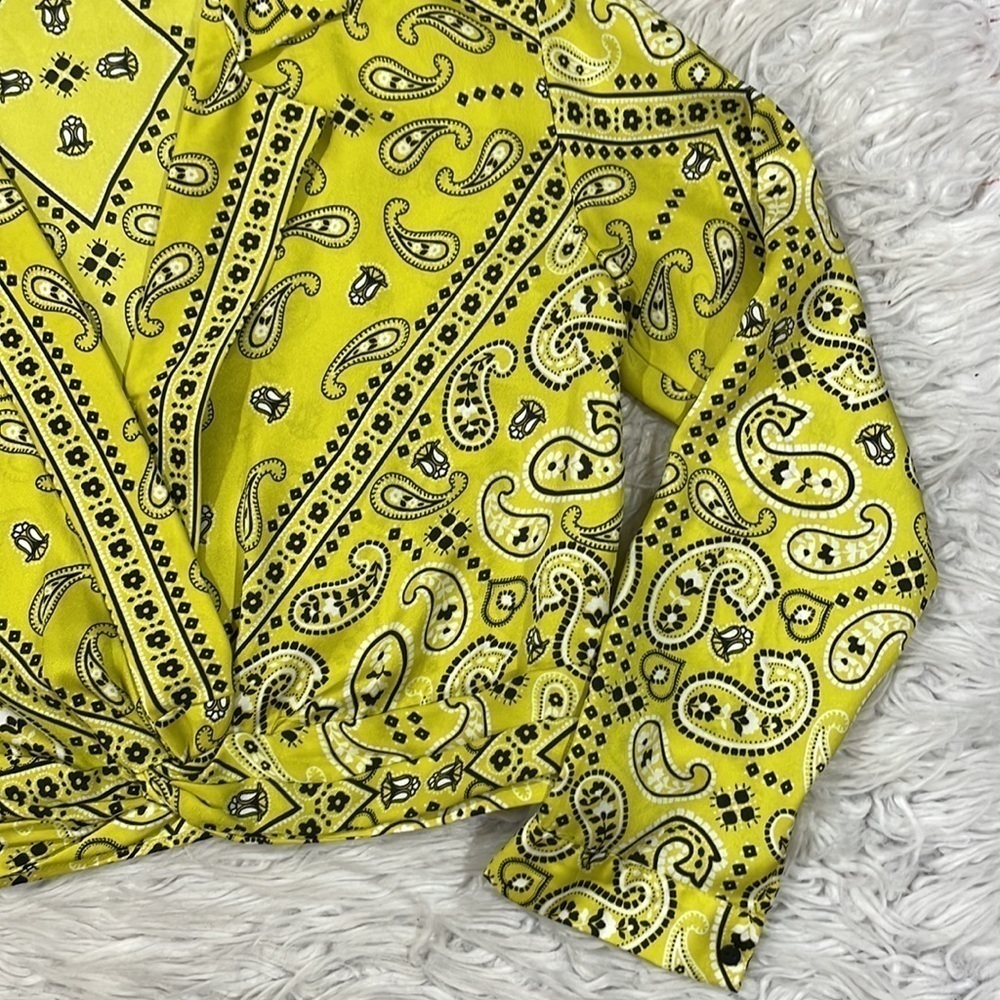 Zara Bloggers Favorite Bandana Yellow Patterned Twist Front Crop Blouse - Picture 9 of 11